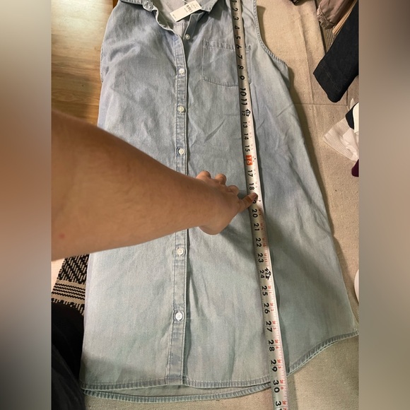 Sleeveless Button up 100% cotton shirt - Picture 5 of 7